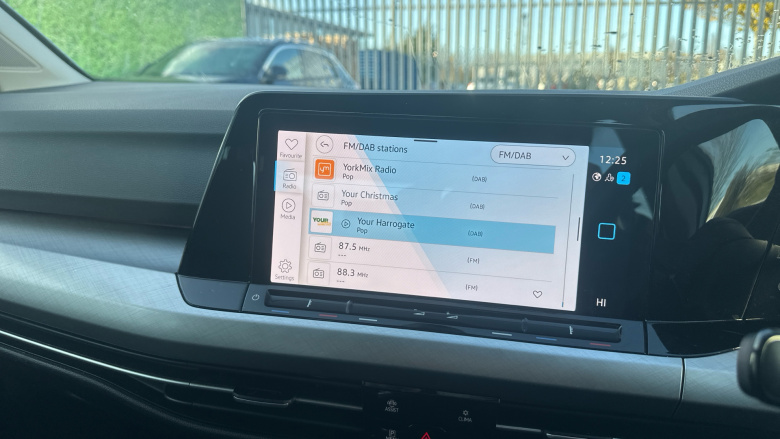 Volkswagen Golf 1.5 TSI 150 Life 5dr Petrol Hatchback